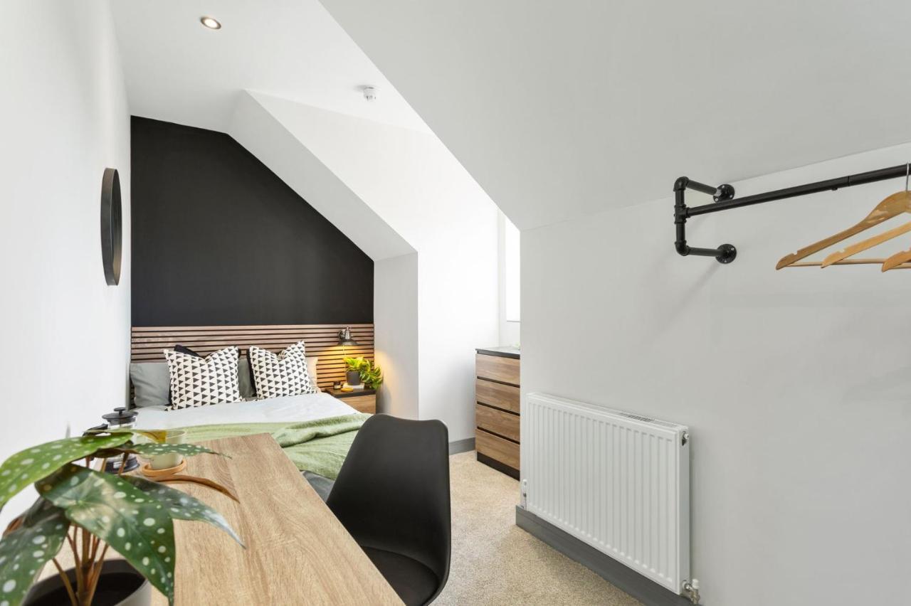 ✰Onpoint -Modern & Fresh Studio Apt Close To Centre - Convenient!✰ Appartamento Beeston  Esterno foto
